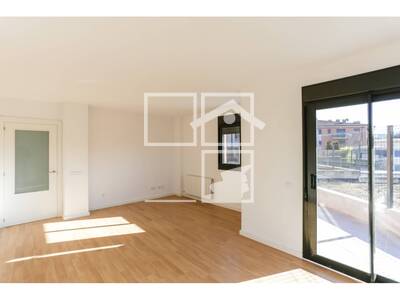 Local en de la Serra, Roda de Ter Barcelona