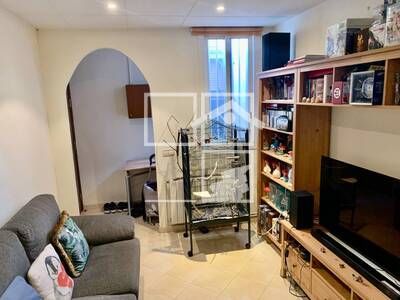 Local en Passeig de la Salut, Badalona Barcelona