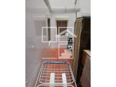 Local en Isaac AlbÃ©niz, Badalona Barcelona