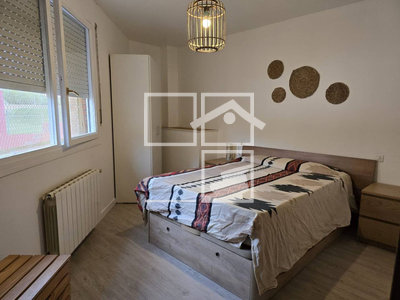 Inmueble en Calle Borges Blanques    bajos , Barcelona