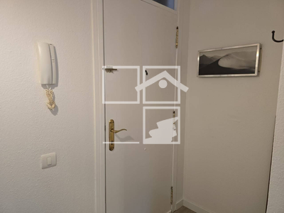 Inmueble en Calle Borges Blanques    bajos , Barcelona