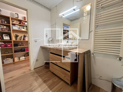 Inmueble en Avenida Montserrat    2, Barcelona