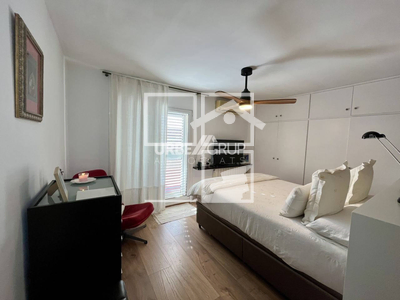 Local en Avenida Montserrat    2, Sant Esteve Sesrovires Barcelona