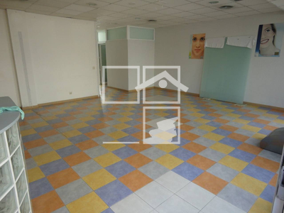 Inmueble en Avenida MUNTANER    , Barcelona