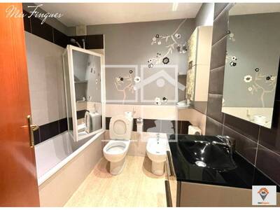 Local en MARGARIDA XIRGU, Sabadell Barcelona