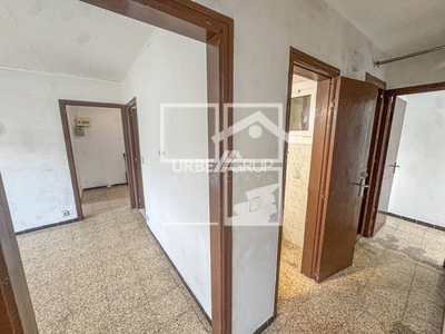 Local en Calle Enric Granados    3, Martorell Barcelona